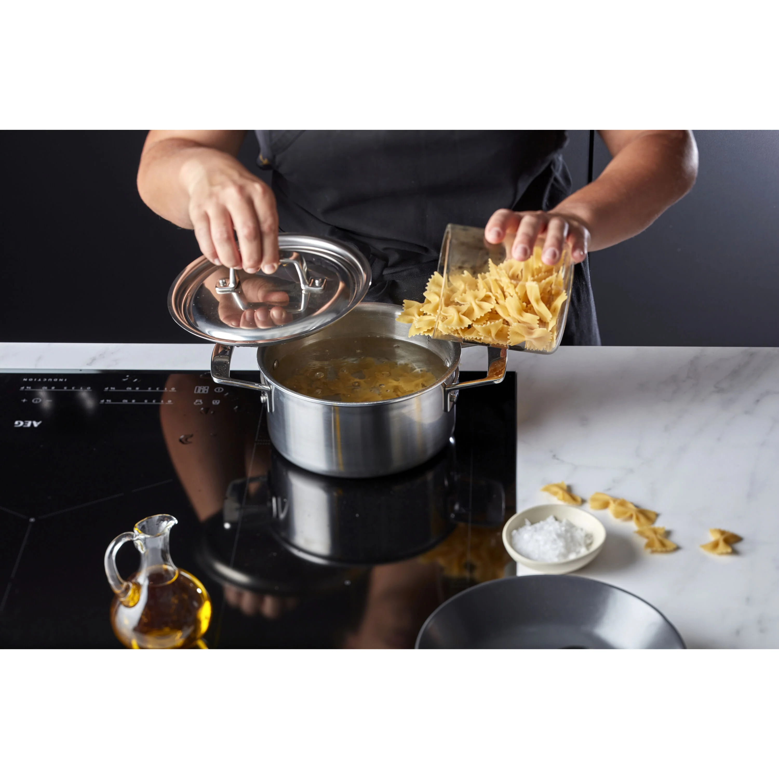 Essential 5, Kookpan 20 cm / 3 l, large 3