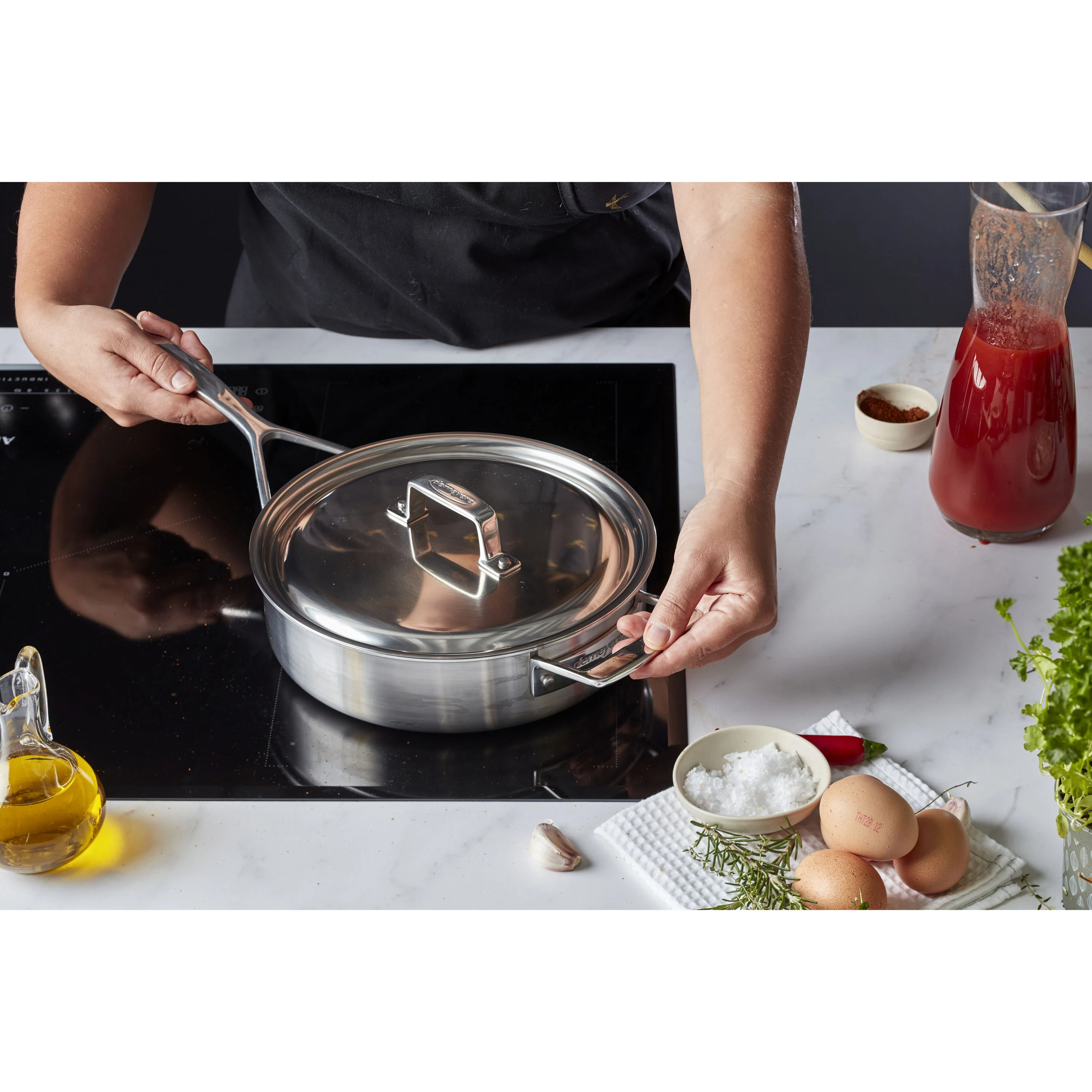 Essential 5, Sauteerpan 24 cm / 2,8 l, large 11