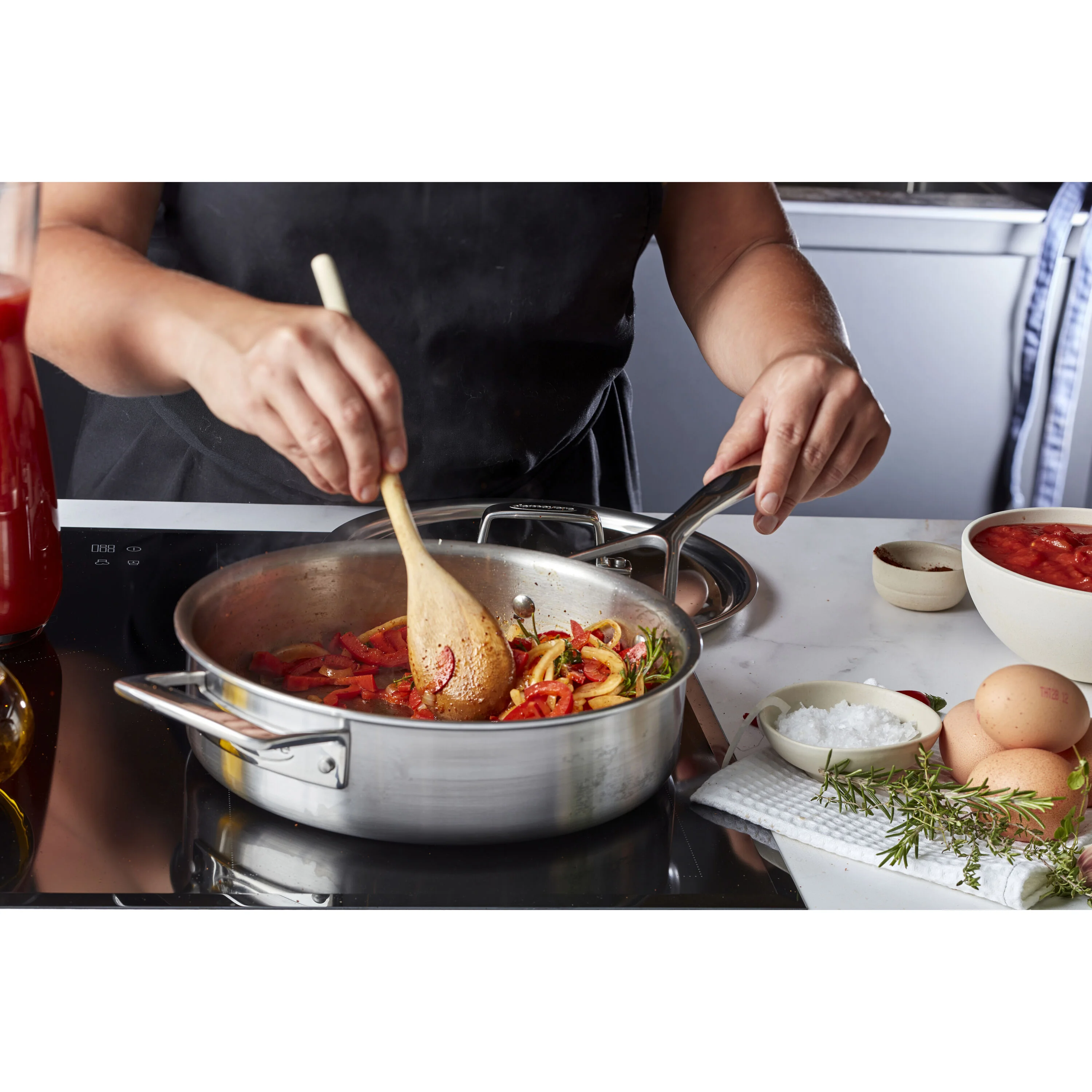 Essential 5, Sauteerpan 24 cm / 2,8 l, large 10